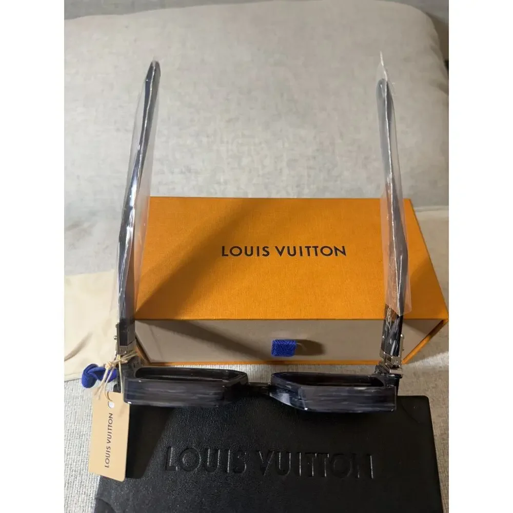 Louis Vuitton 1.1 Million Sunglasses Anthracite Gray Marble